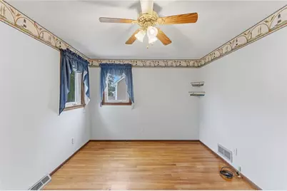 115 Thurston Street, East Providence, RI 02915 - Photo 21