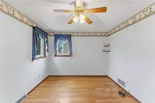 115 Thurston St, East Providence, RI 02915 - Photo 21