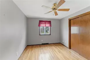 115 Thurston St, East Providence, RI 02915 - Photo 27
