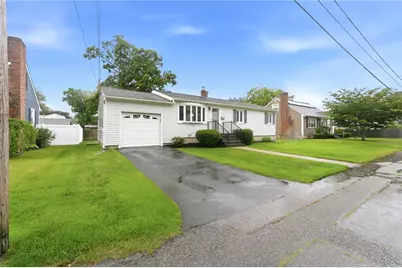 115 Thurston Street, East Providence, RI 02915 - Photo 5