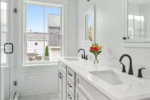 118 Newport Ave, Middletown, RI 02842 - Photo 39