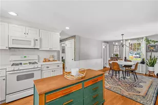 76 Brewster Dr, Warwick, RI 02889 - Photo 7