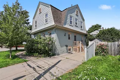 10 Dartmouth Street, Pawtucket, RI 02860 - Photo 5