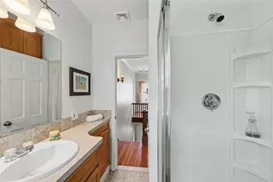 10 Dartmouth St, Pawtucket, RI 02860 - Photo 35
