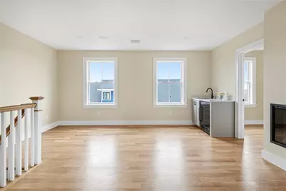 118 Newport Avenue, Middletown, RI 02842 - Photo 39