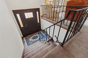 129 Woodside Ave, West Warwick, RI 02893 - Photo 7
