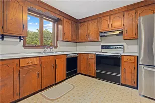 129 Woodside Ave, West Warwick, RI 02893 - Photo 11