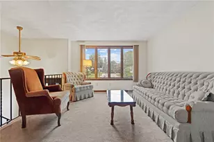 129 Woodside Ave, West Warwick, RI 02893 - Photo 5