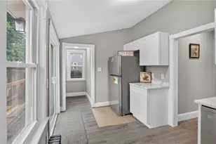 91 Ash St, Warwick, RI 02888 - Photo 21