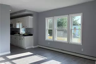 98 Whitmarsh St, Providence, RI 02907 - Photo 9