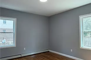 98 Whitmarsh St, Providence, RI 02907 - Photo 25