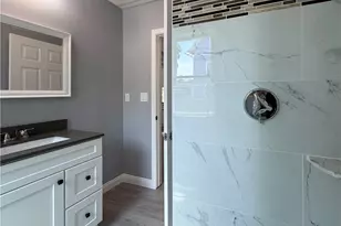 98 Whitmarsh St, Providence, RI 02907 - Photo 29