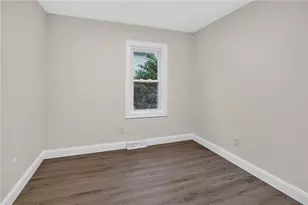 68 Uncas St, Warwick, RI 02889 - Photo 25