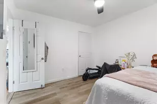 9 Halton St, Providence, RI 02907 - Photo 13