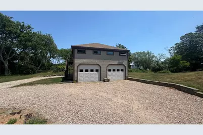 1501 Beacon Hill Road, Block Island, RI 02807 - Photo 3
