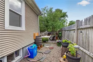 54 Clarner St, Pawtucket, RI 02861 - Photo 49