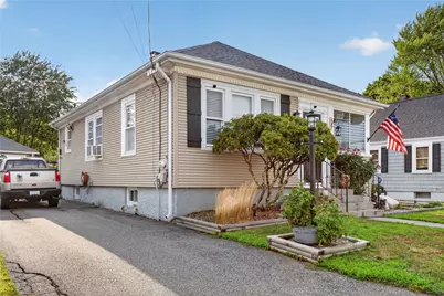 54 Clarner Street, Pawtucket, RI 02861 - Photo 5
