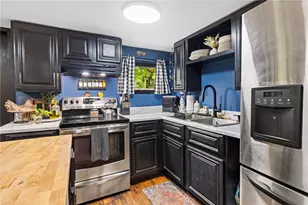 64 Tiogue Ave, West Warwick, RI 02893 - Photo 17