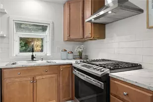40 Poppy Pl, Warwick, RI 02886 - Photo 15