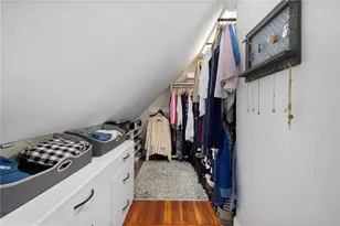 26 Paterson St, Providence, RI 02906 - Photo 23