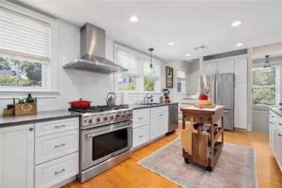 26 Paterson Street, Providence, RI 02906 - Photo 5