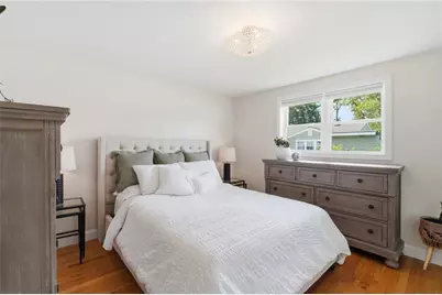 74 Brookfield Drive, Cranston, RI 02920 - Photo 5