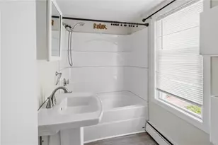 400 Thames St, Bristol, RI 02809 - Photo 45