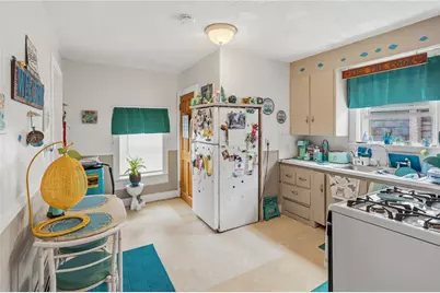 400 Thames Street, Bristol, RI 02809 - Photo 37