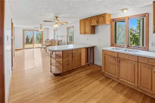400 Thames St, Bristol, RI 02809 - Photo 5