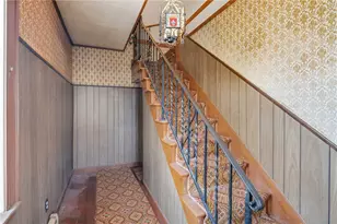 400 Thames St, Bristol, RI 02809 - Photo 17