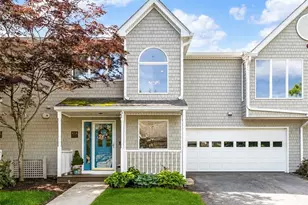 454 Paddock Ln, Bristol, RI 02809 - Photo 1