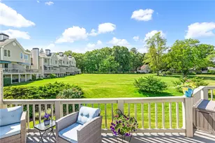454 Paddock Ln, Bristol, RI 02809 - Photo 17