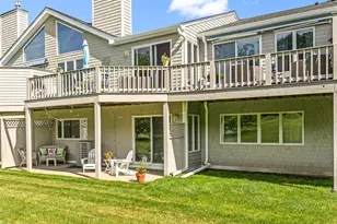 454 Paddock Ln, Bristol, RI 02809 - Photo 21