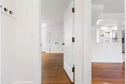 128 Sheldon Street, Providence, RI 02906 - Photo 5