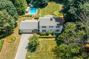 10 Ridgefield Dr, East Greenwich, RI 02818 - Photo 33