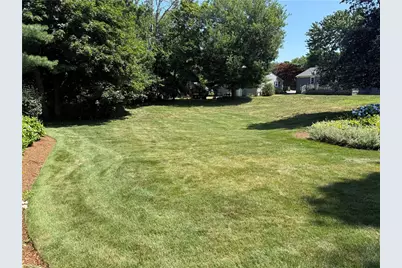 10 Ridgefield Drive, East Greenwich, RI 02818 - Photo 3