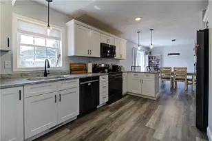 12 Arcadia Ave, Johnston, RI 02919 - Photo 15