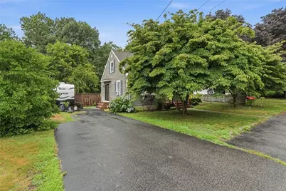 123 Hiawatha Street, Warwick, RI 02888 - Photo 17