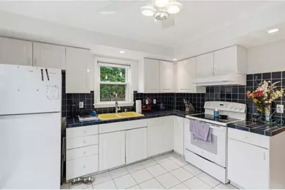 123 Hiawatha Street, Warwick, RI 02888 - Photo 9