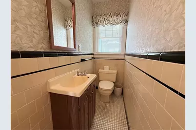 76 Brookdale Boulevard, Pawtucket, RI 02861 - Photo 11