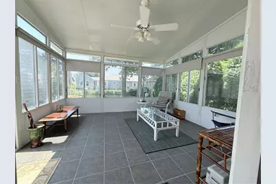 76 Brookdale Boulevard, Pawtucket, RI 02861 - Photo 9