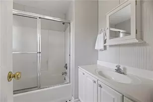 8 Upland Rd, Westerly, RI 02891 - Photo 25