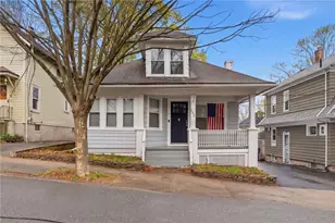 102 Overhill Rd, Providence, RI 02906 - Photo 3
