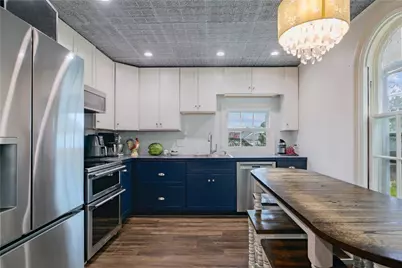 15 Ayrault Street, Newport, RI 02840 - Photo 21