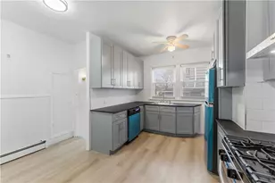 102 Overhill Rd, Providence, RI 02906 - Photo 21