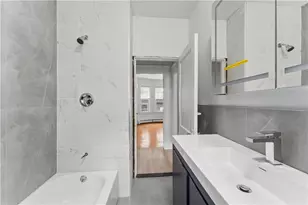 102 Overhill Rd, Providence, RI 02906 - Photo 17