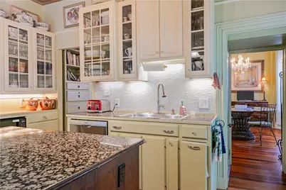 15 Ayrault Street, Newport, RI 02840 - Photo 15