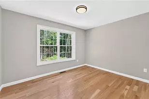 95 Waterman Ave, Johnston, RI 02919 - Photo 13