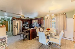 8 Flanders St, Johnston, RI 02919 - Photo 9