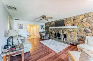 8 Flanders St, Johnston, RI 02919 - Photo 7